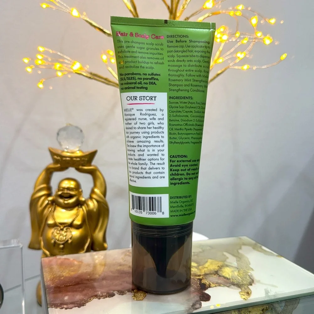 Mielle Rosemary Mint Clarifying Sugar Scalp Scrub
